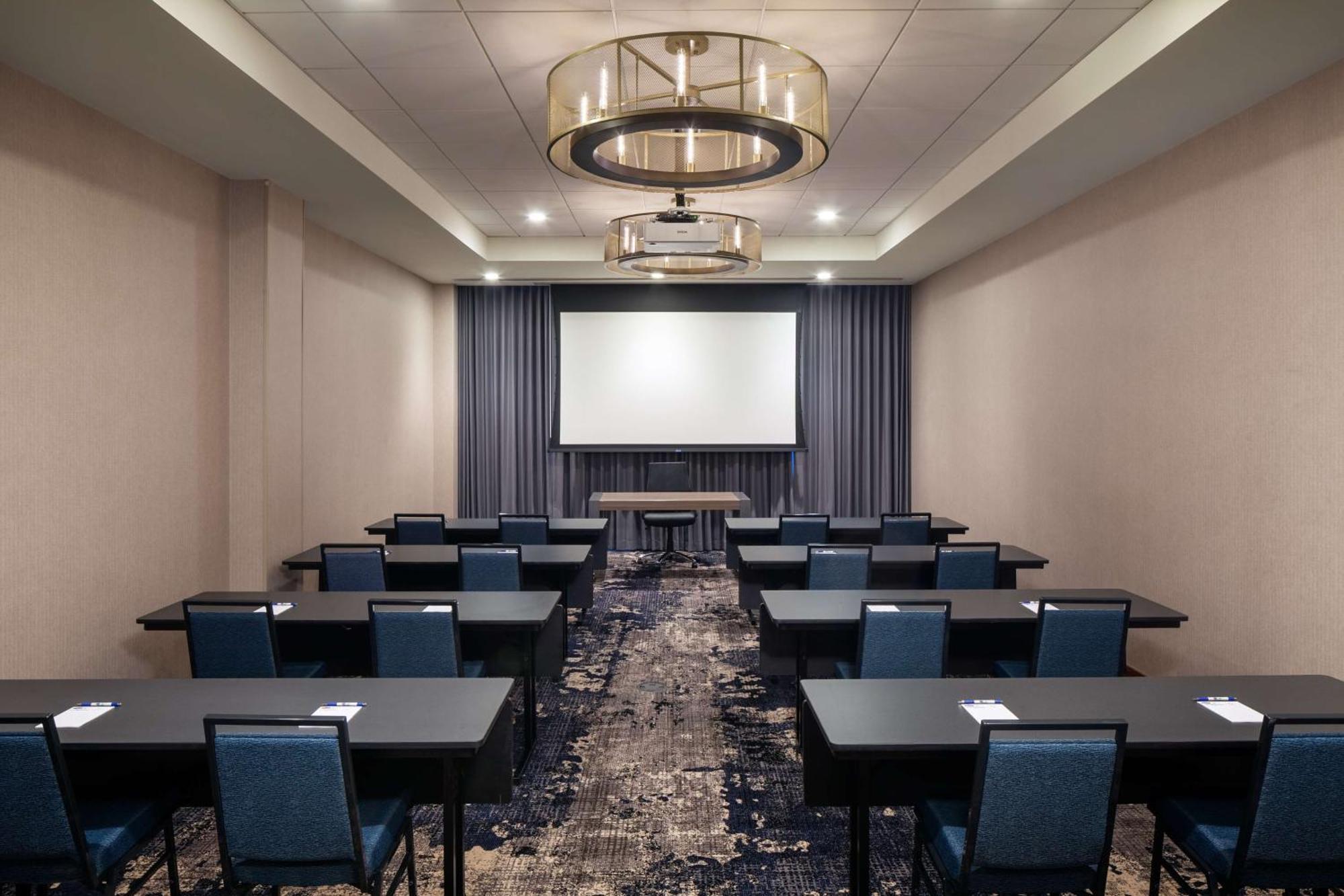 Hampton Inn Boston Seaport District מראה חיצוני תמונה