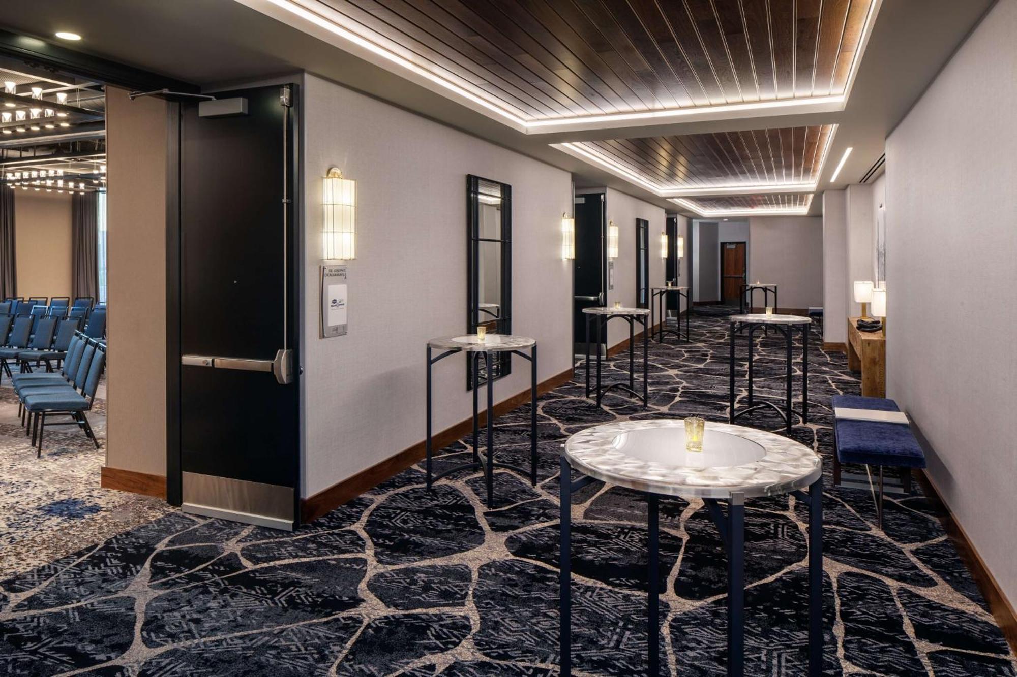 Hampton Inn Boston Seaport District מראה חיצוני תמונה